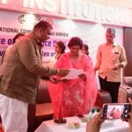 एस.एफ.सी. ग्रुप के सी.एम.डी. ने राष्ट्रीय महिला आयोग की अध्यक्ष को सौंपा मांग पत्र