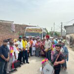 धार्मिक स्थलों के दर्शन के लिए बस को पार्षद वरिंदर टोनी ने किया रवानाल…